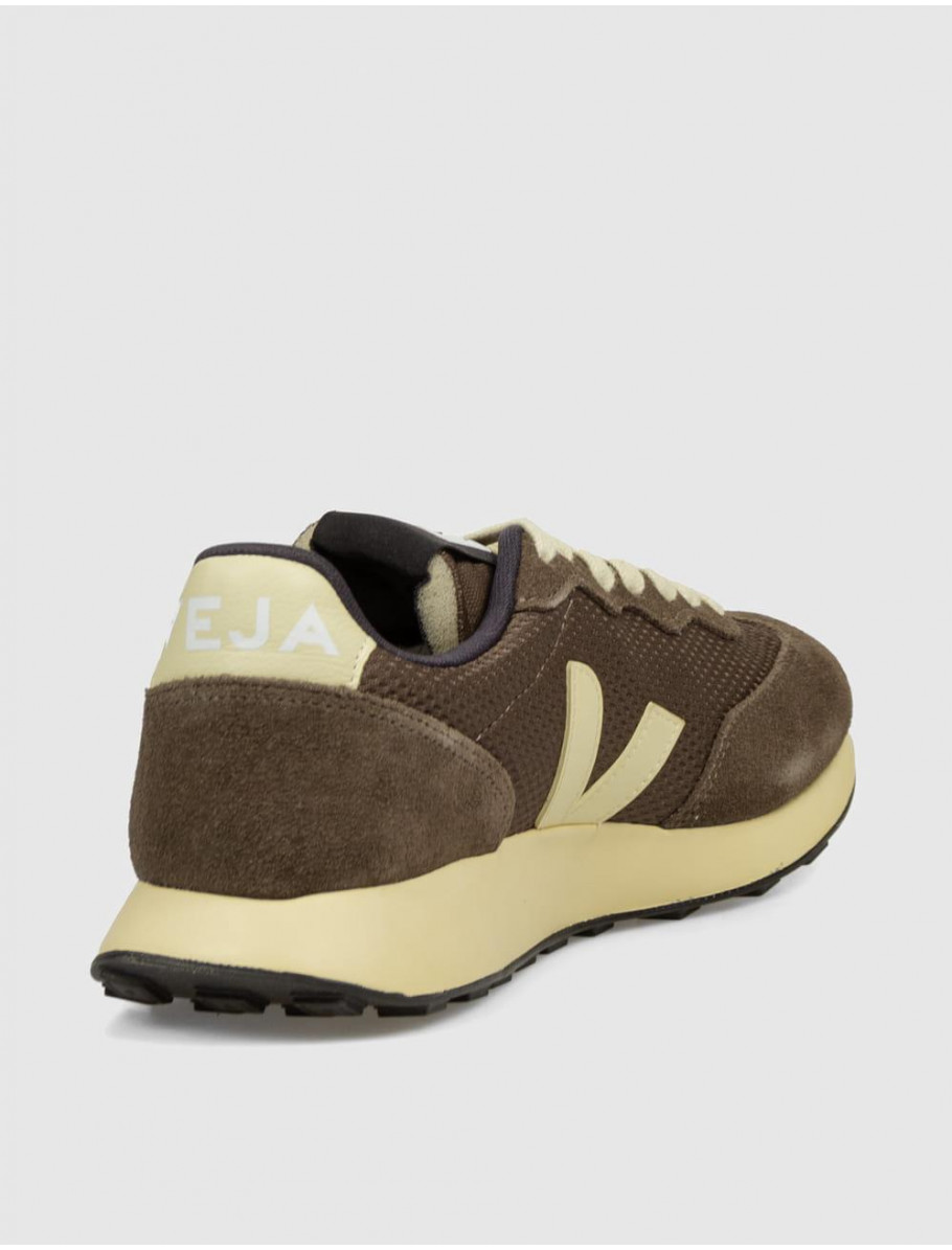 ZAPATILLA VEJA RIO BRANCO II MARRoN