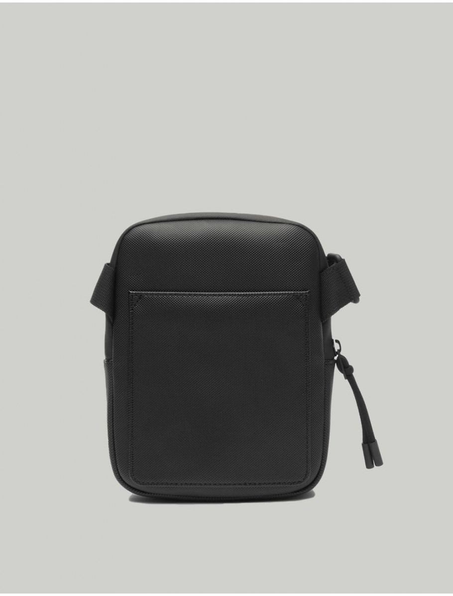BANDOLERA LACOSTE S FLAT CROSSOVER NEGRO