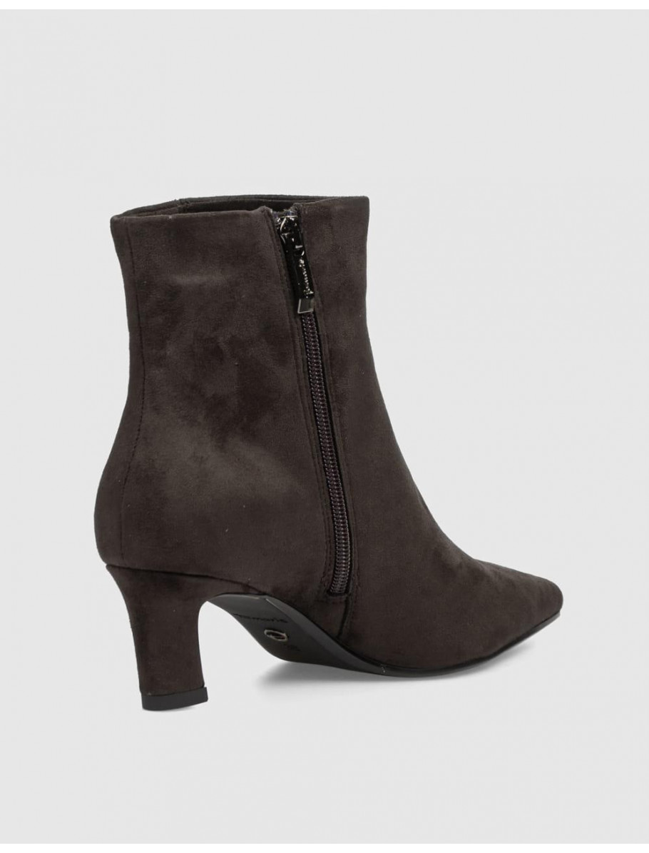 BOTiN TAMARIS 25383 47 MARRoN