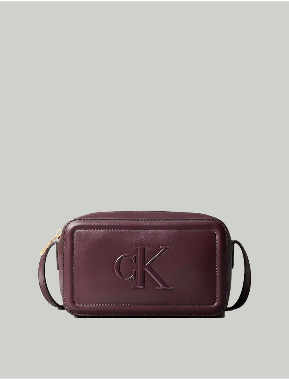 BOLSO CALVIN KLEIN BOLD CK CAMERA BAG BURDEOS
