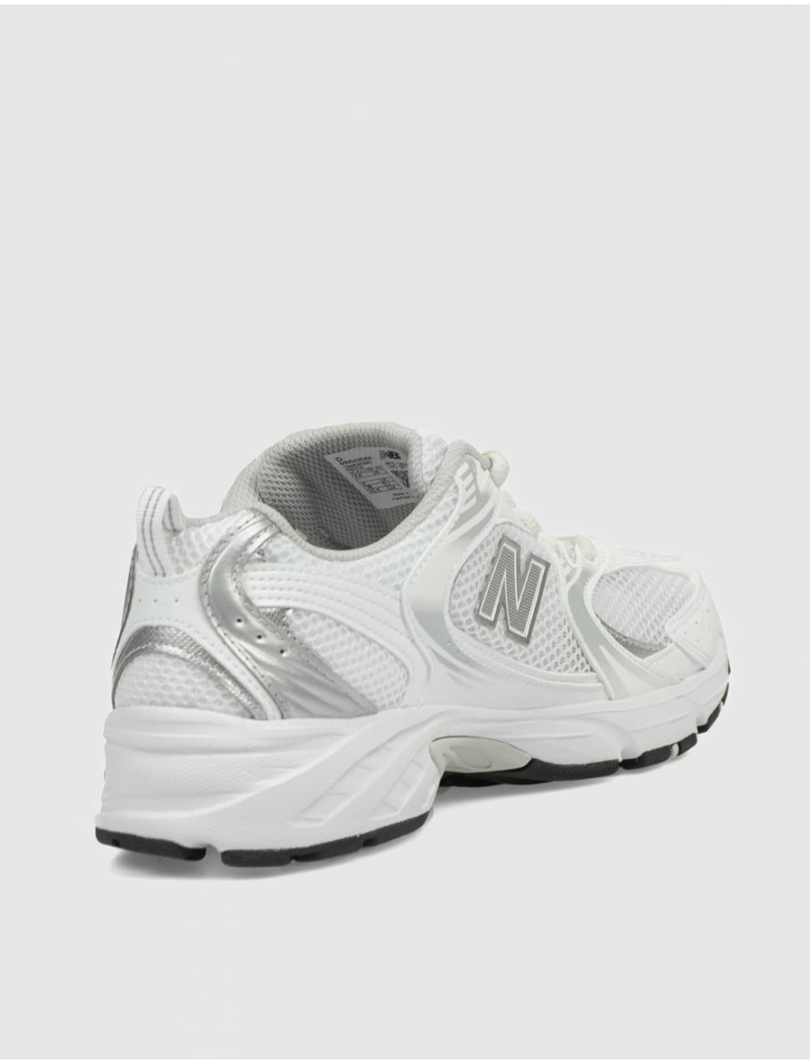 ZAPATILLA NEW BALANCE MR530 BLANCO PLATA
