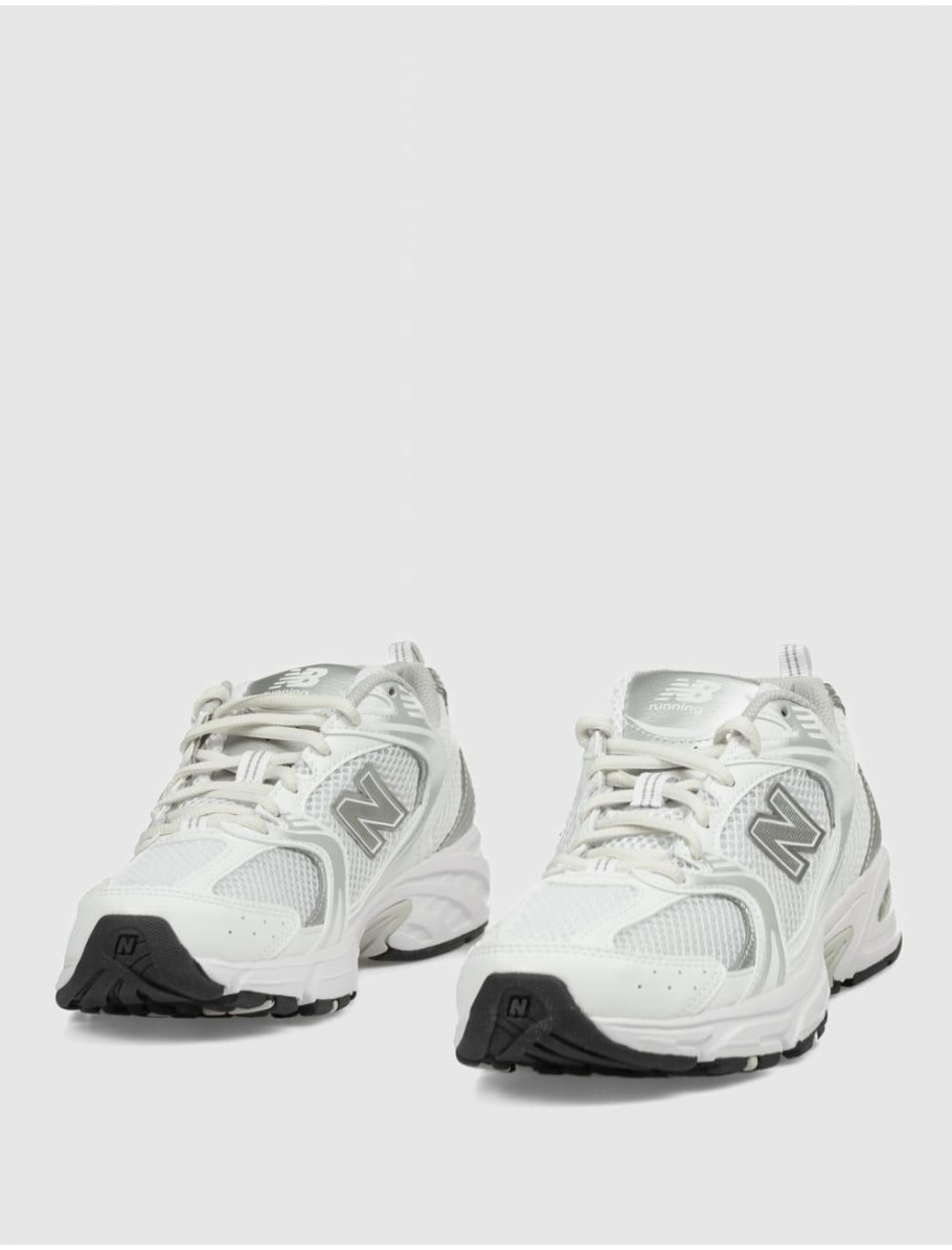 ZAPATILLA NEW BALANCE MR530 BLANCO PLATA