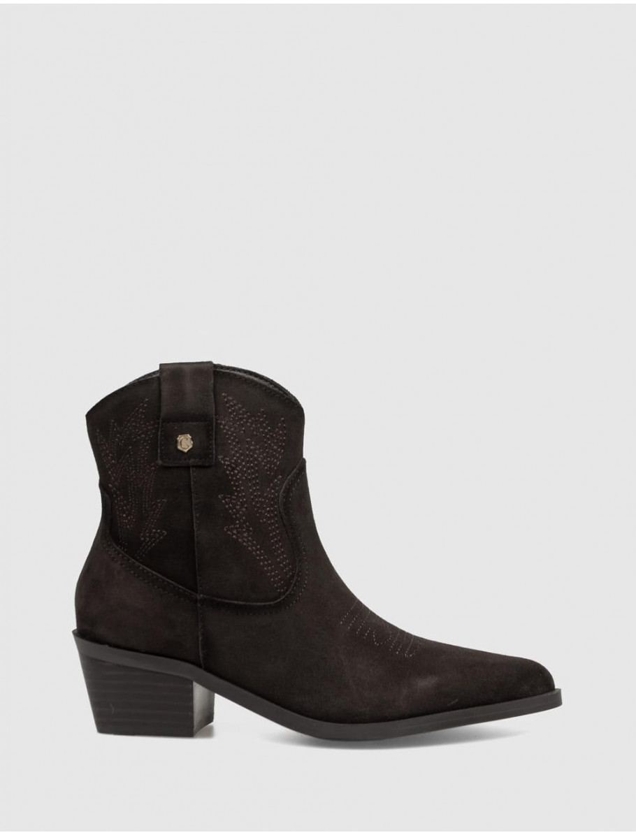 BOTiN CARMELA 164390 MARRoN