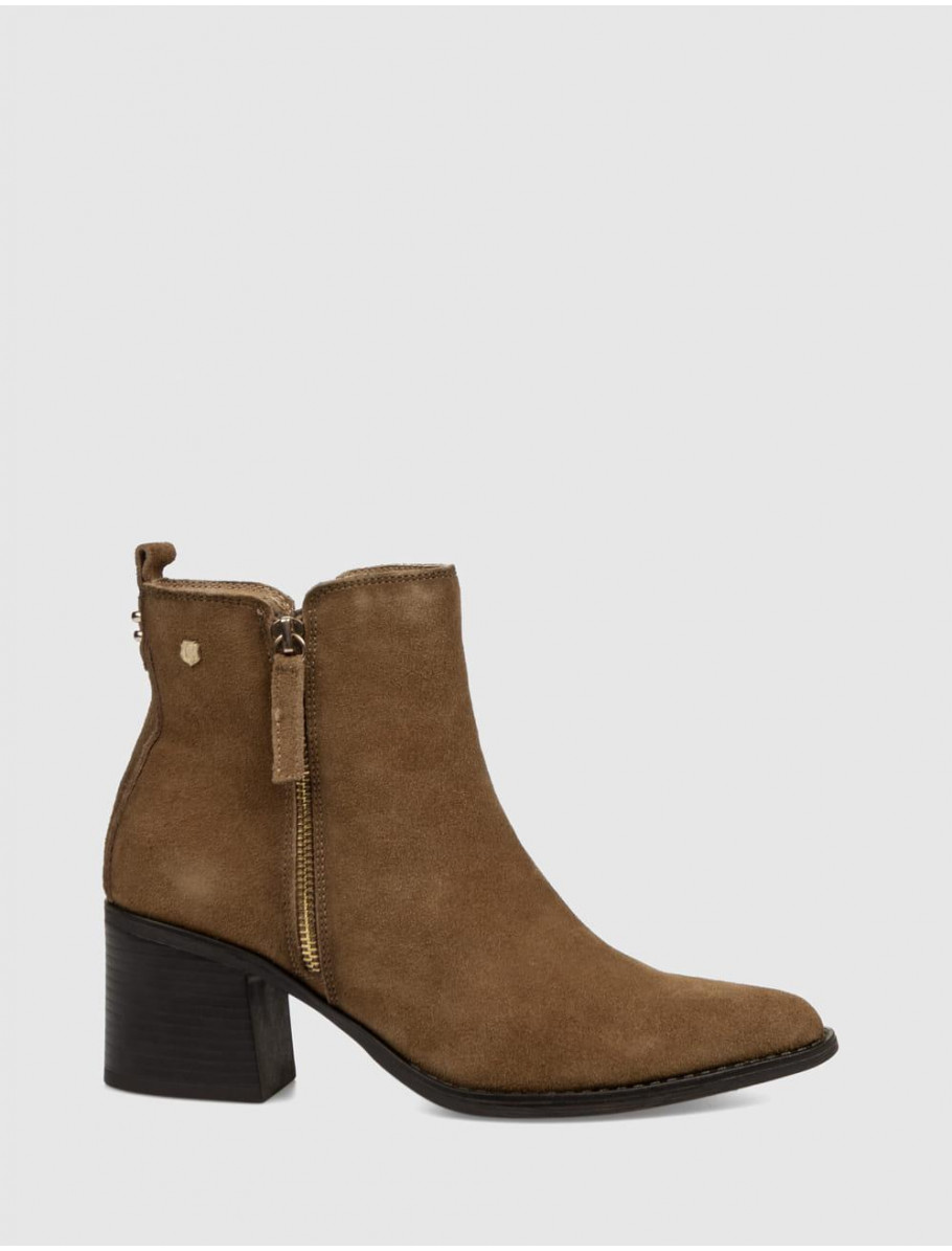 BOTiN CARMELA 164257 CaMEL