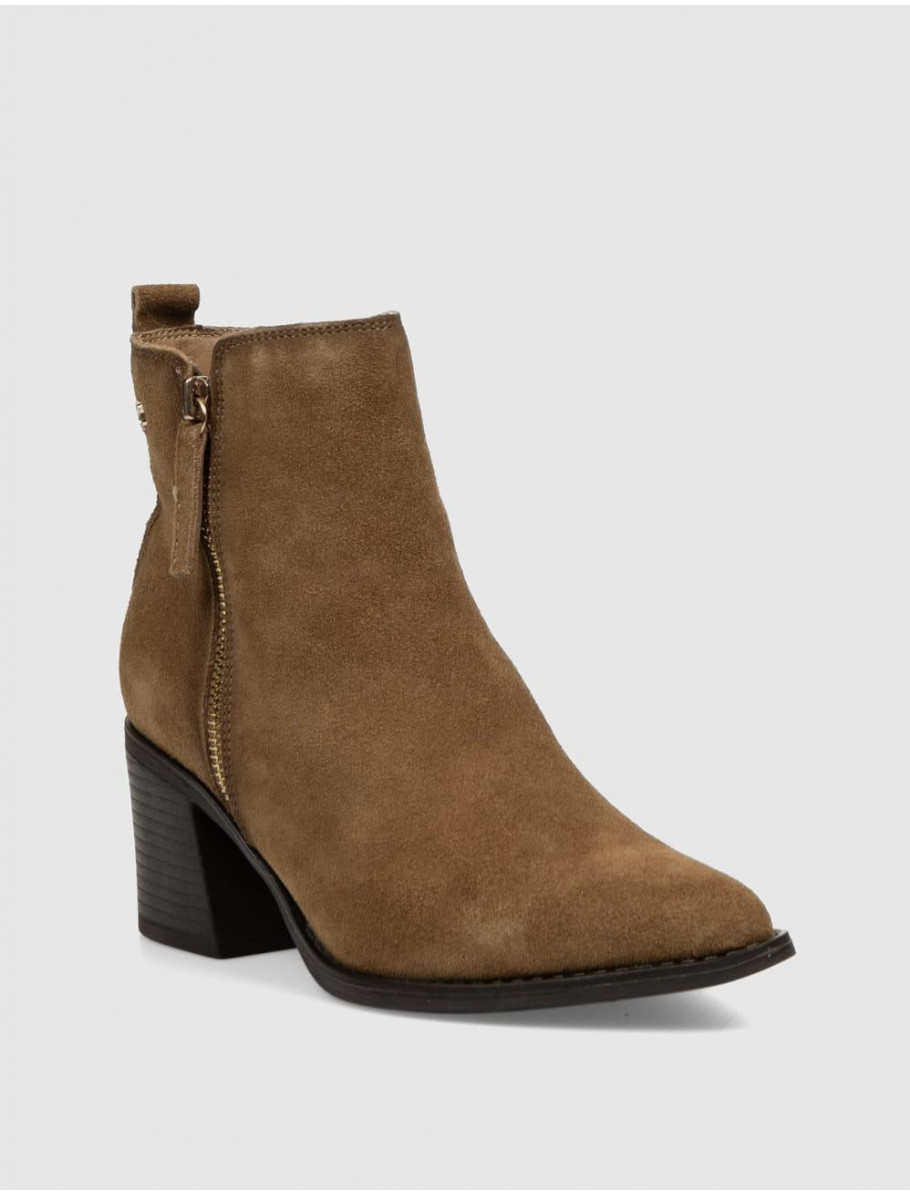 BOTiN CARMELA 164257 CaMEL