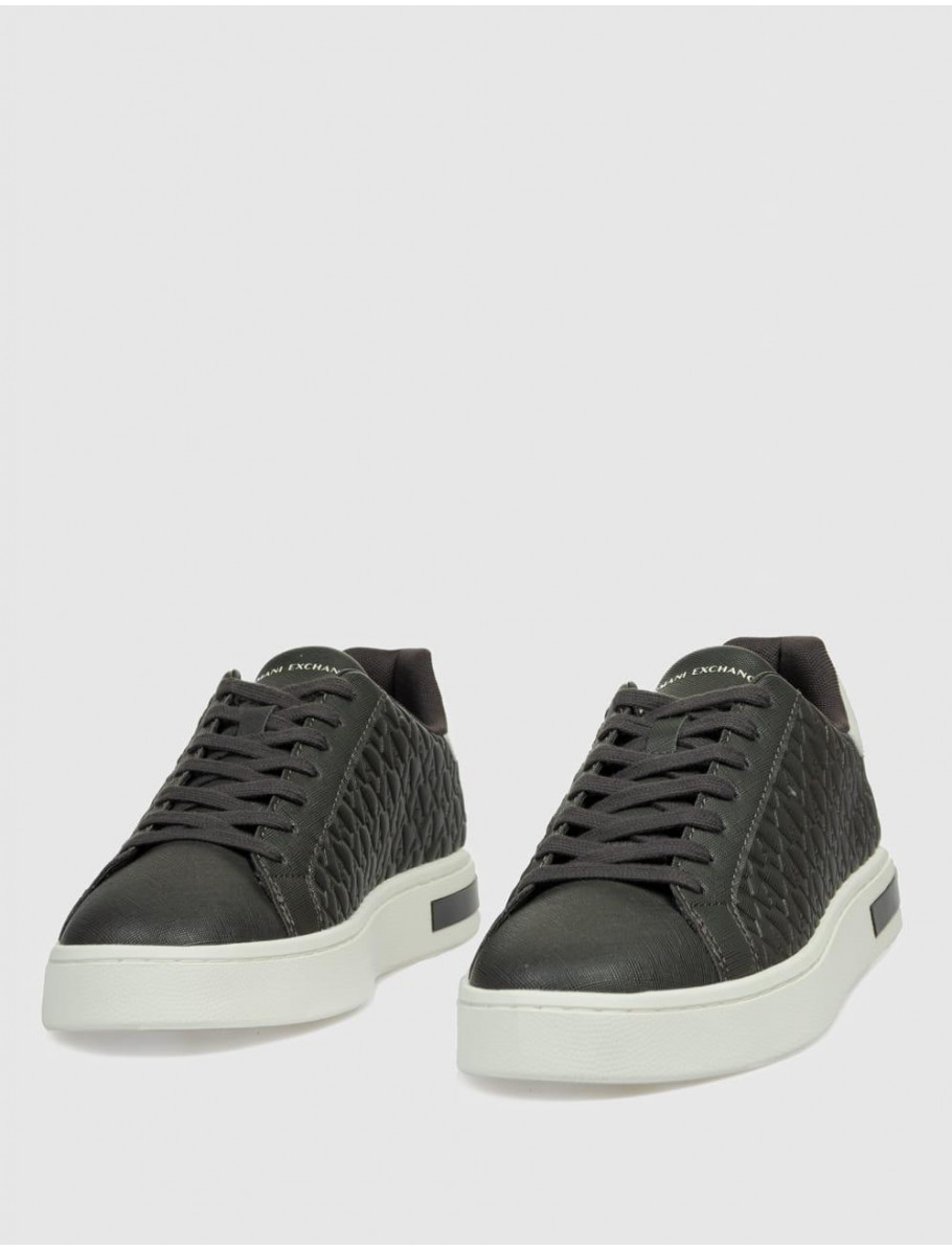ZAPATILLA ARMANI EXCHANGE XM000140 MARRoN