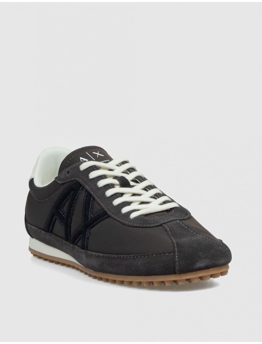 ZAPATILLA ARMANI EXCHANGE XM003390 MARRoN