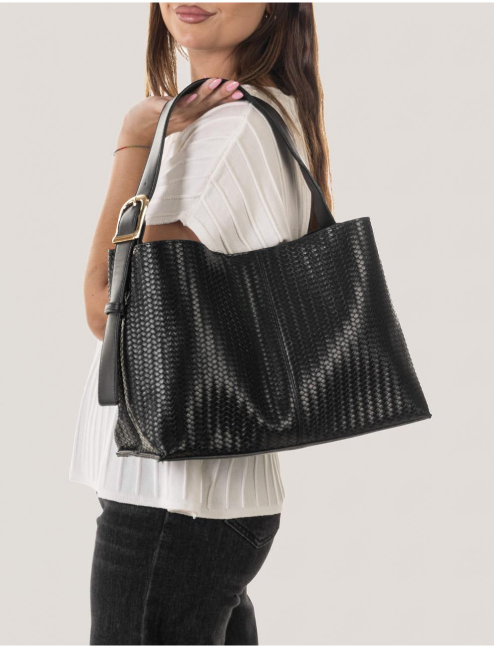 BOLSO OBVIO COMPLEMENTOS JIMENA NEGRO