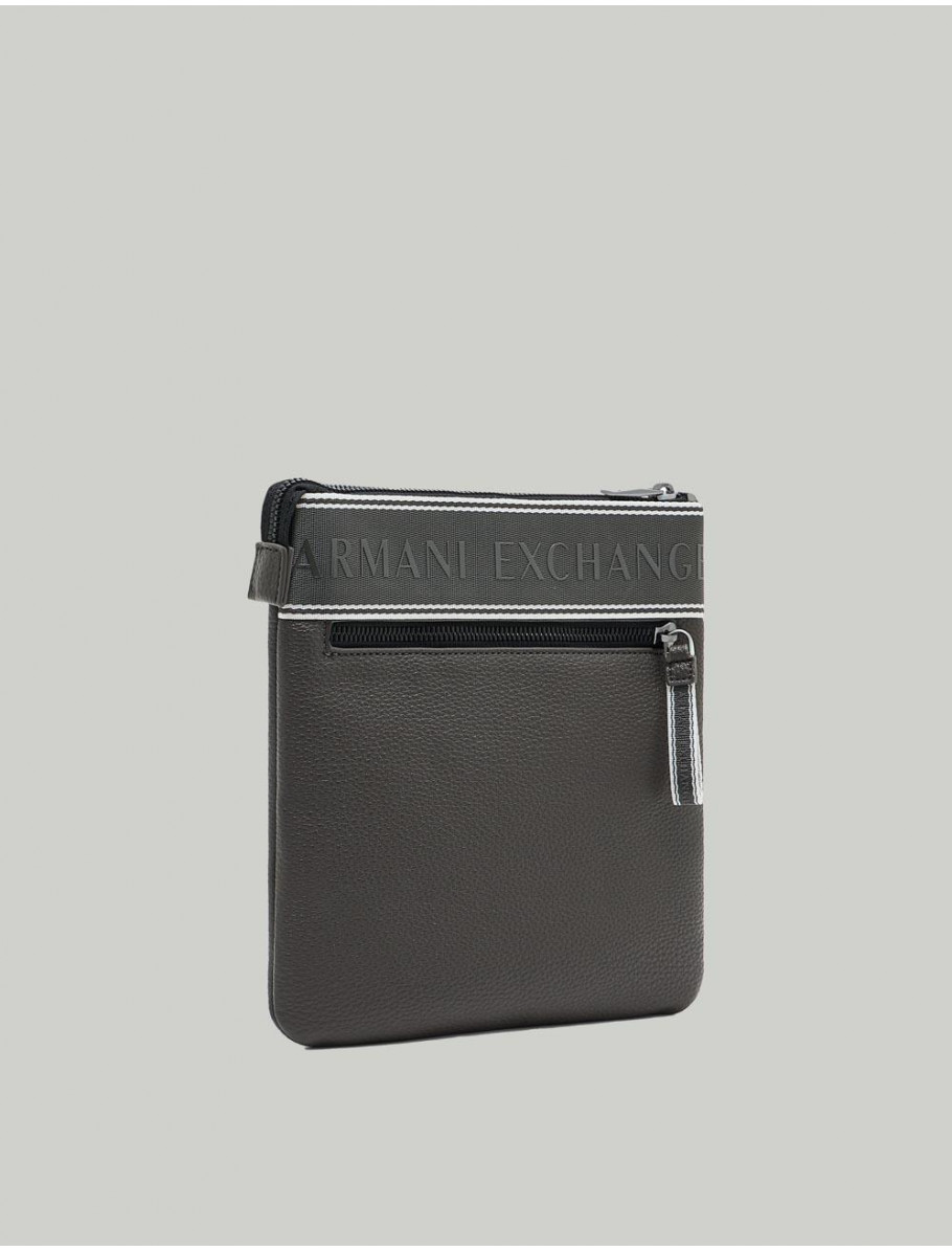 BANDOLERA ARMANI EXCHANGE XM002610 MARRoN