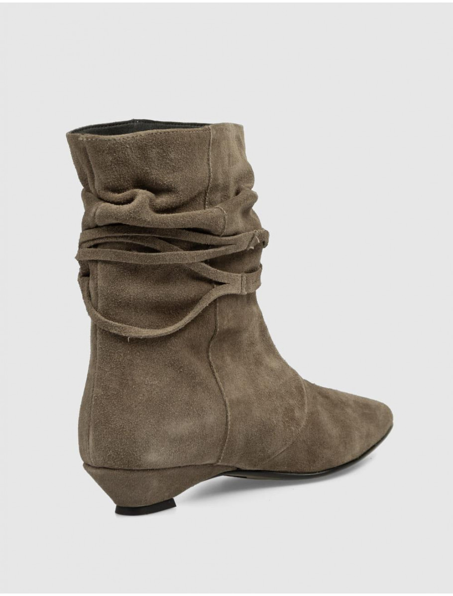 BOTiN GAIMO MAREN TAUPE