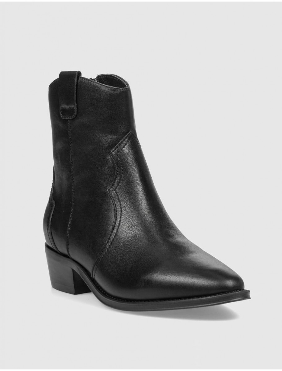 BOTiN ANOTHER TREND 5644 NEGRO