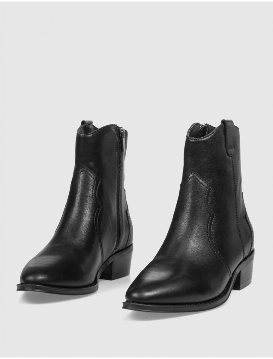 BOTiN ANOTHER TREND 5644 NEGRO