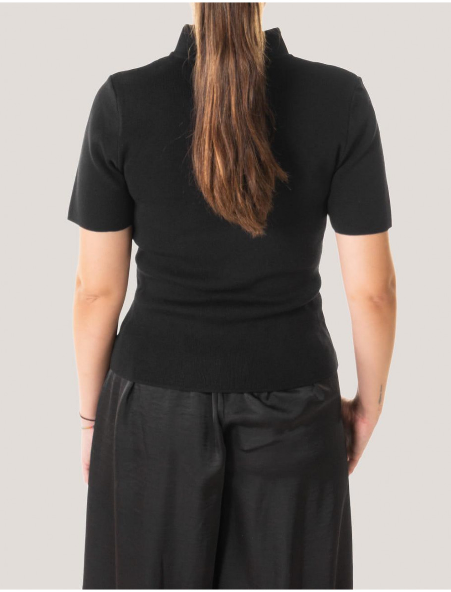 CAMISETA OBVIO ALESS NEGRO