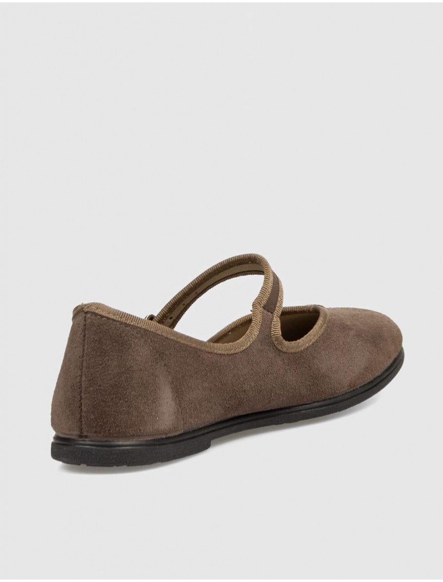MERCEDITA MACARENA RANIA 101 MARRoN