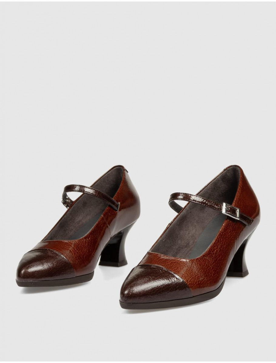 ZAPATO PITILLOS 11683 MARRoN