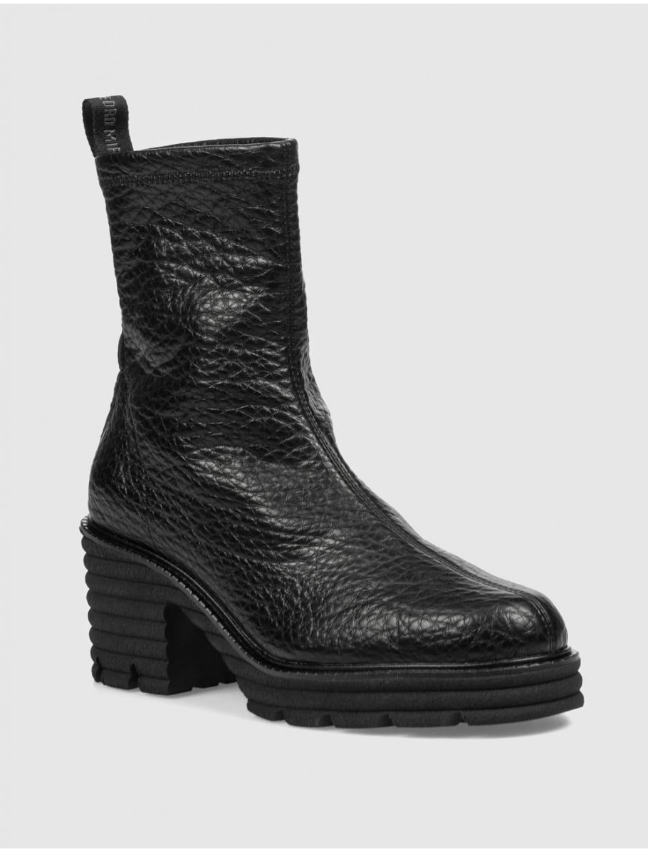 BOTiN PEDRO MIRALLES 24300 NEGRO