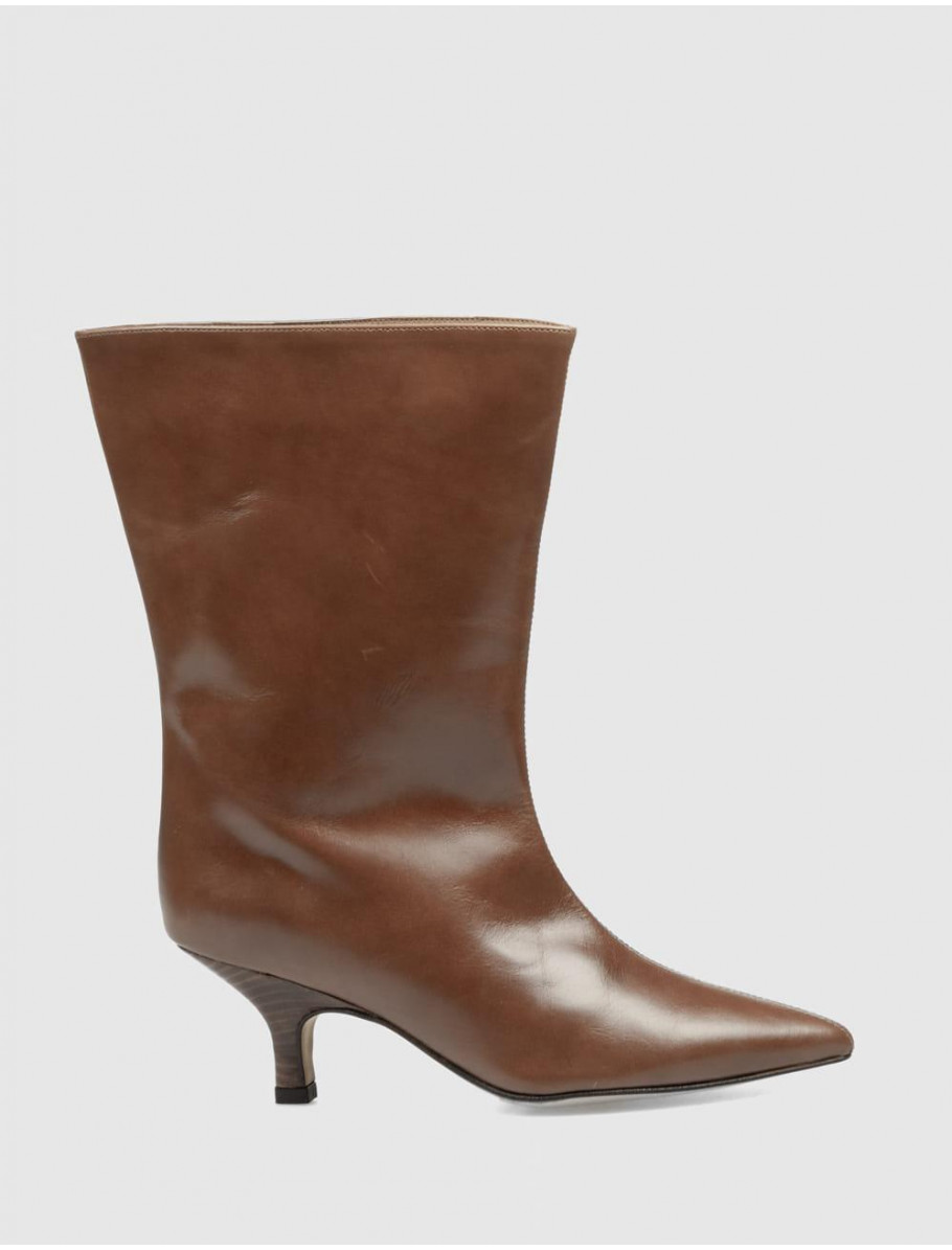BOTiN ANGEL ALARCON 26614 CUERO