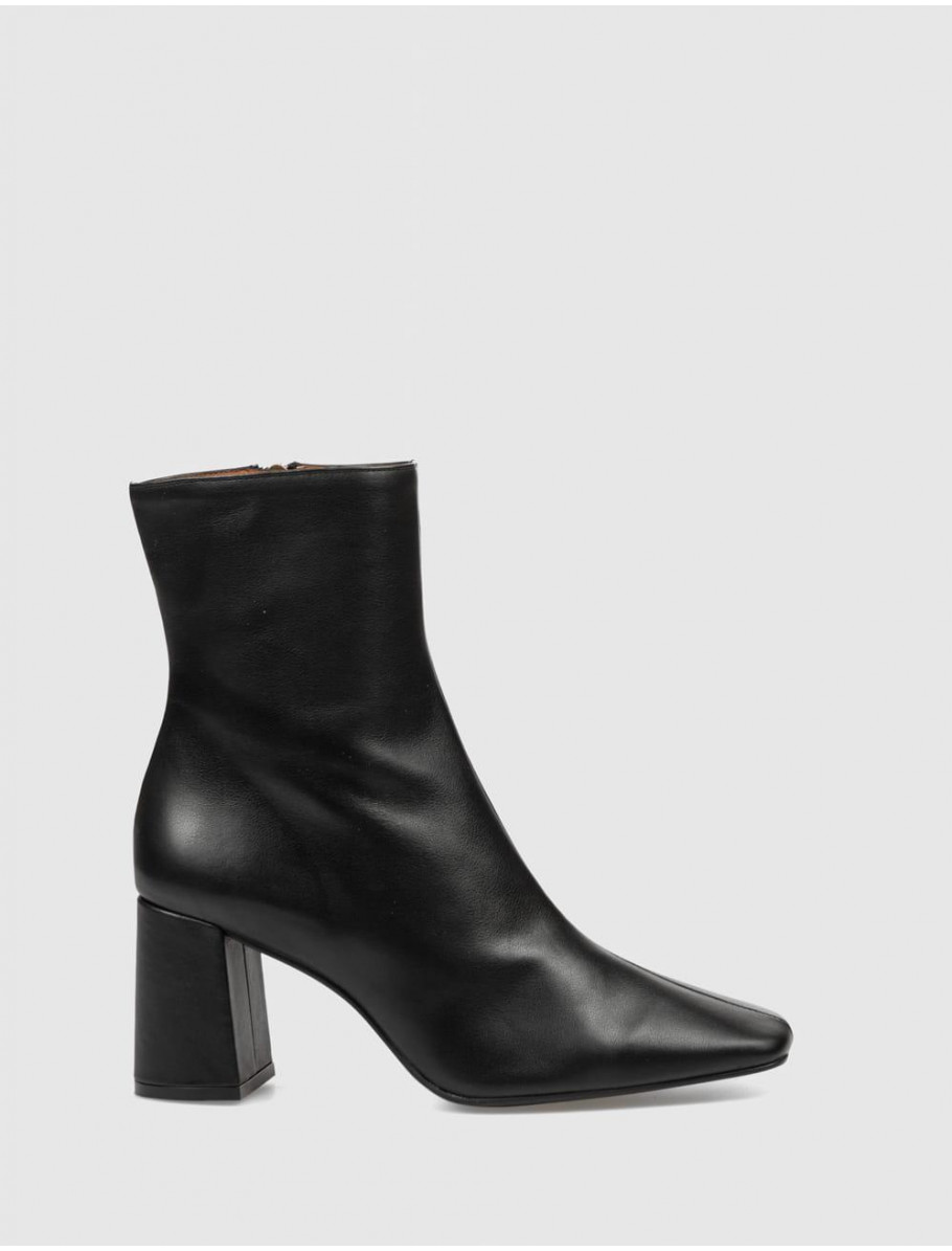 BOTiN ANGEL ALARCON 26552 NEGRO
