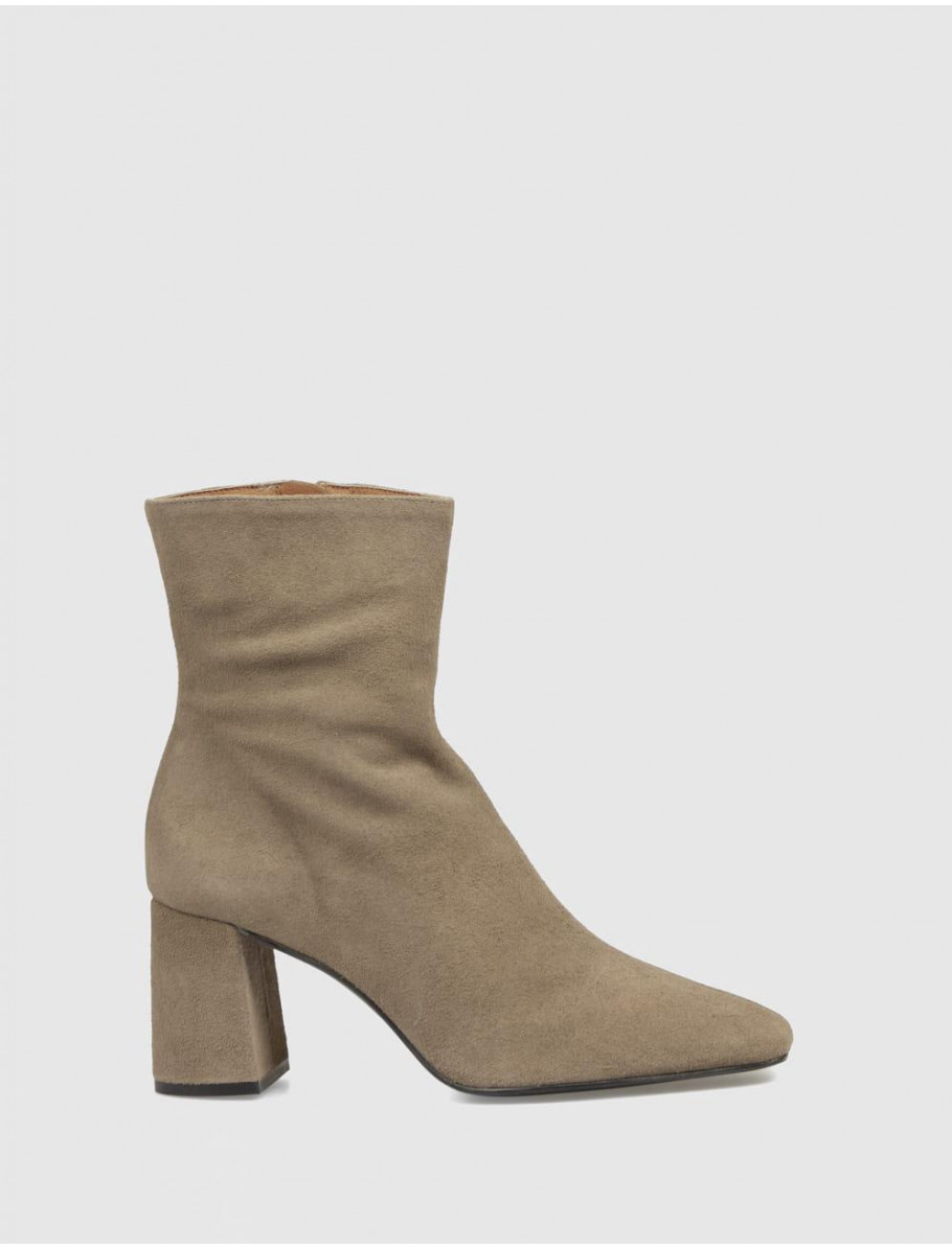BOTiN ANGEL ALARCON 26552 GRIS