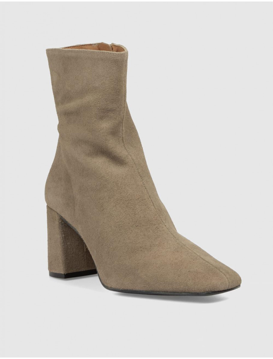 BOTiN ANGEL ALARCON 26552 GRIS