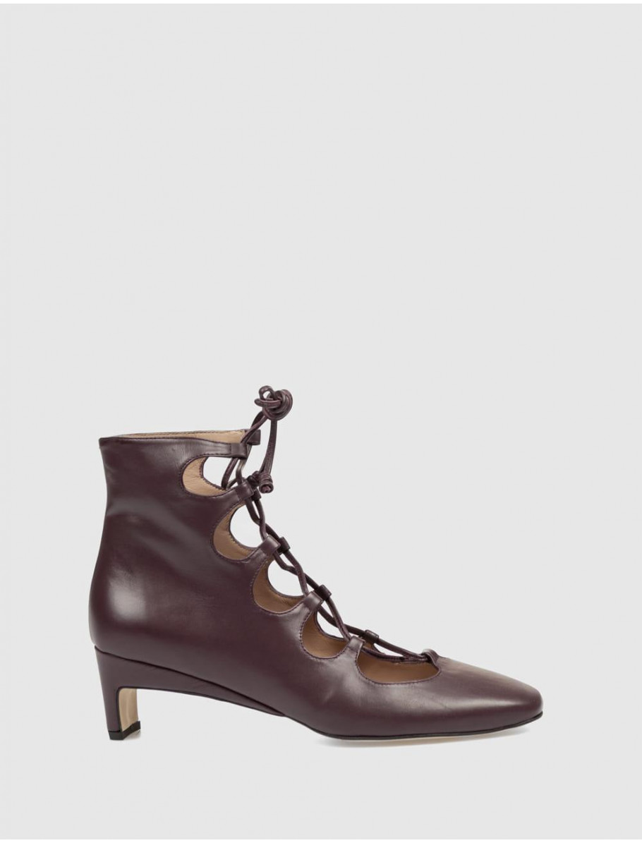 BOTiN MIUXA YVIANA BURDEOS