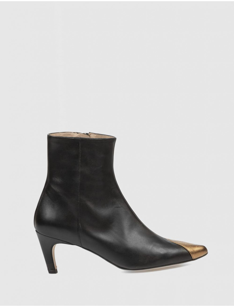 BOTiN MIUXA MARTINA NEGRO