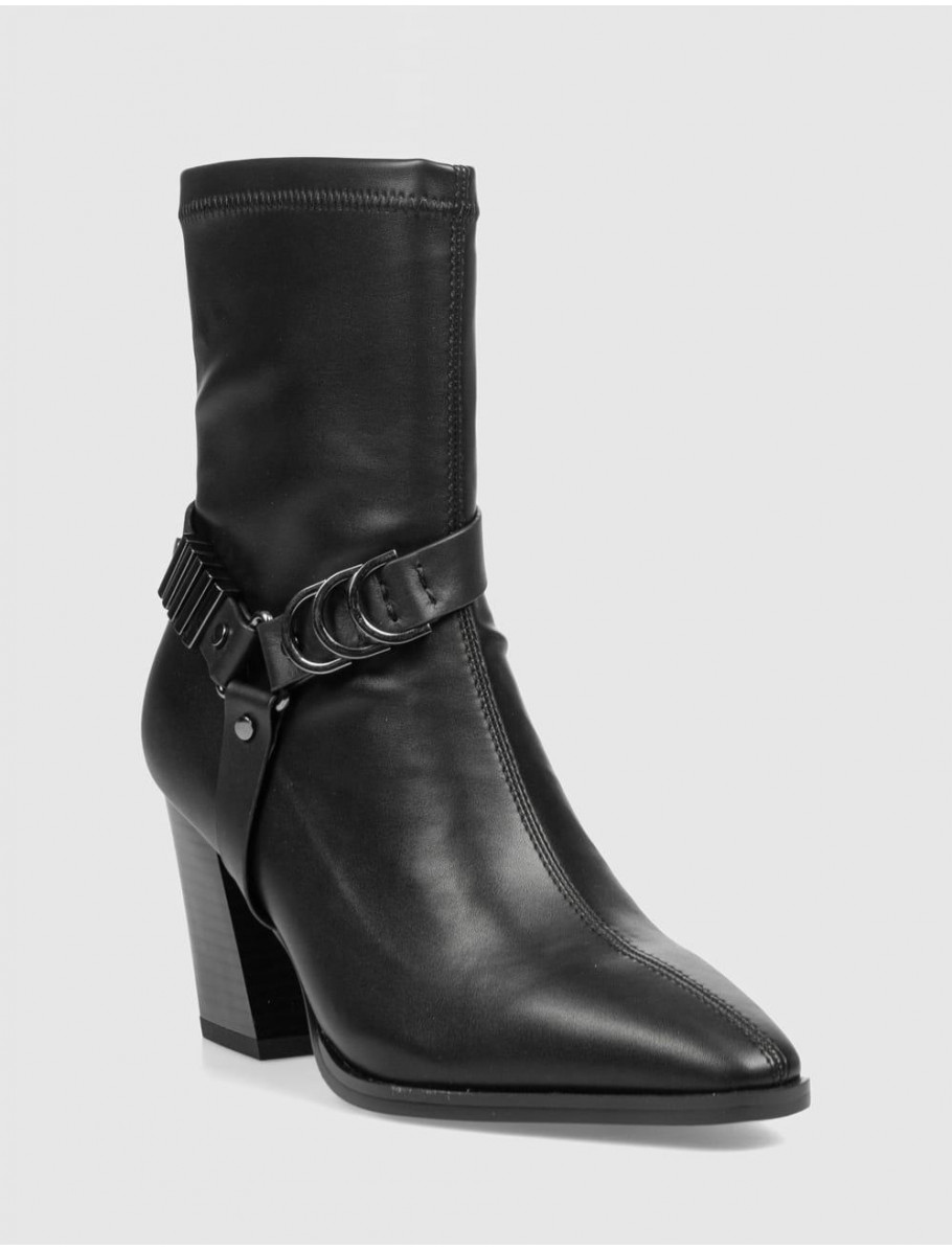 BOTiN LODI A ADELA NEGRO