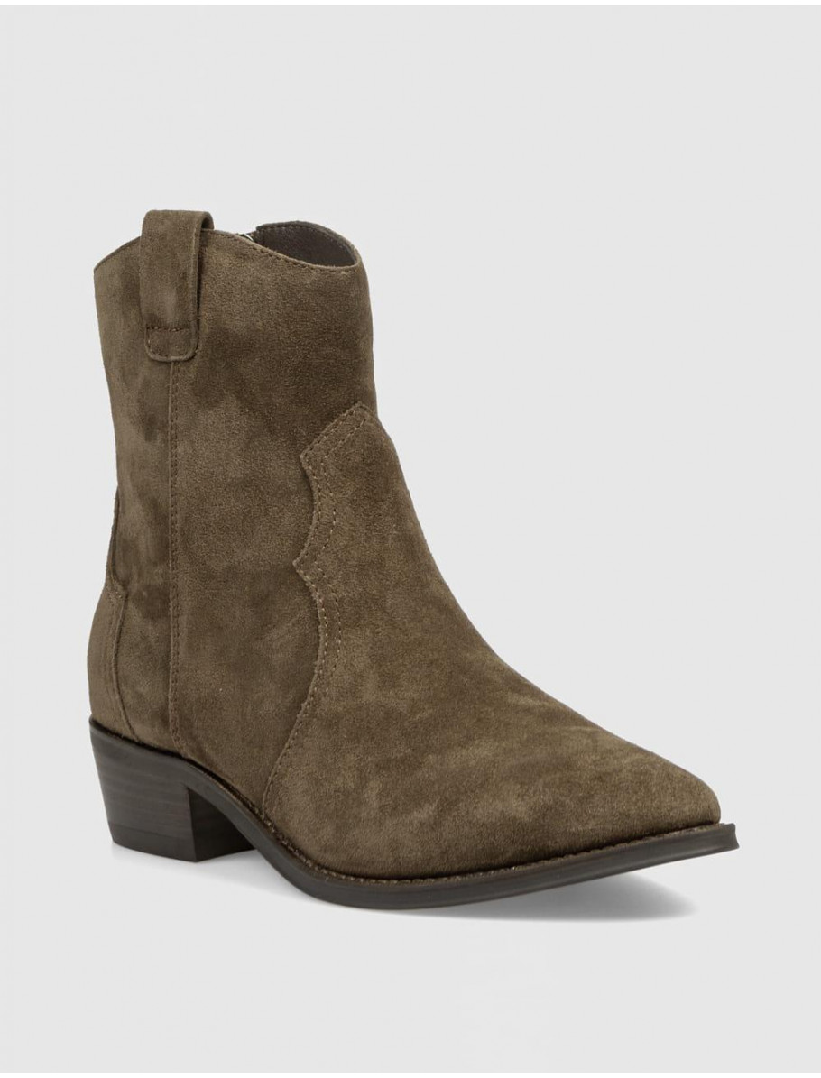 BOTiN ANOTHER TREND 5644 MARRoN