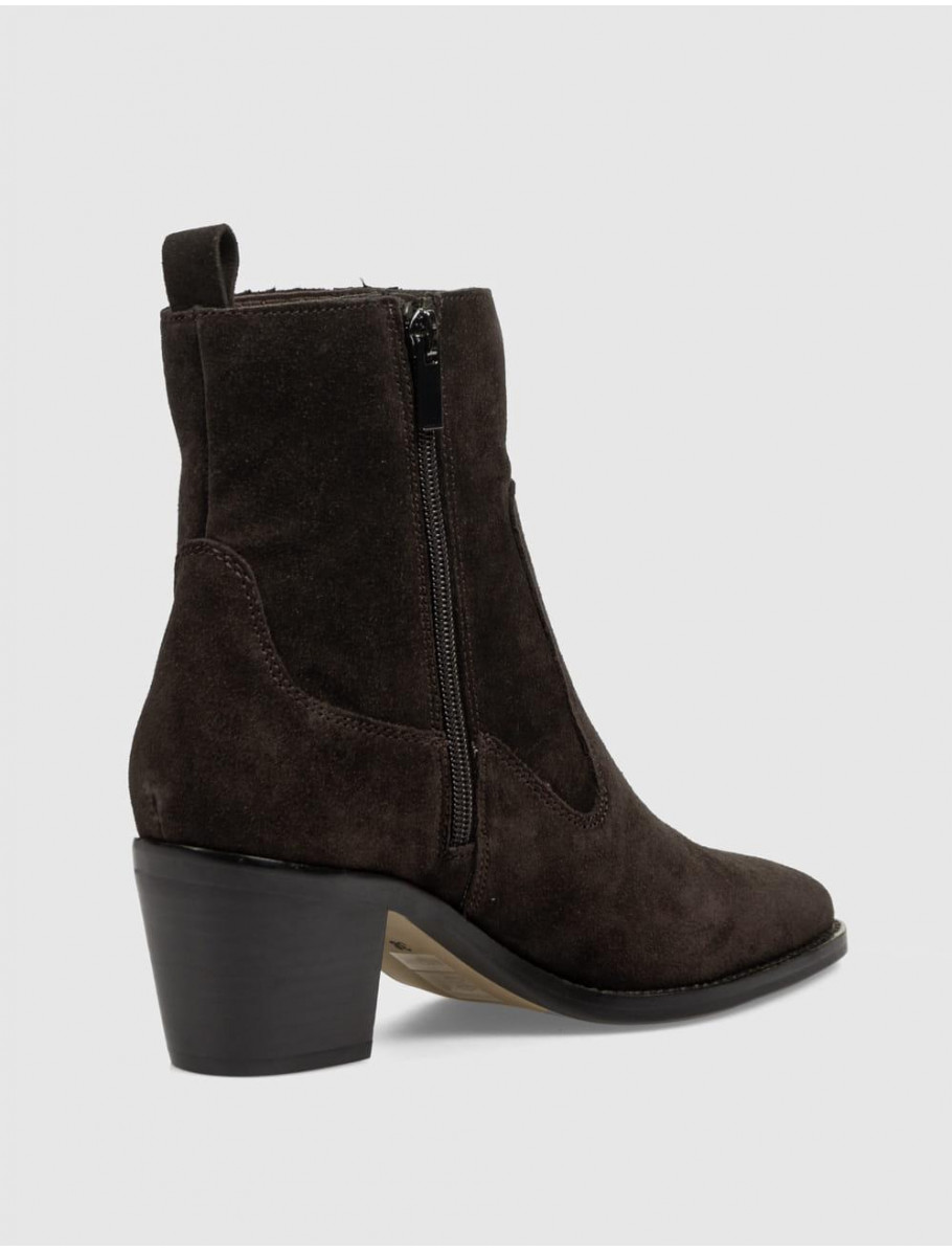 BOTiN ANOTHER TREND 5653 MARRoN