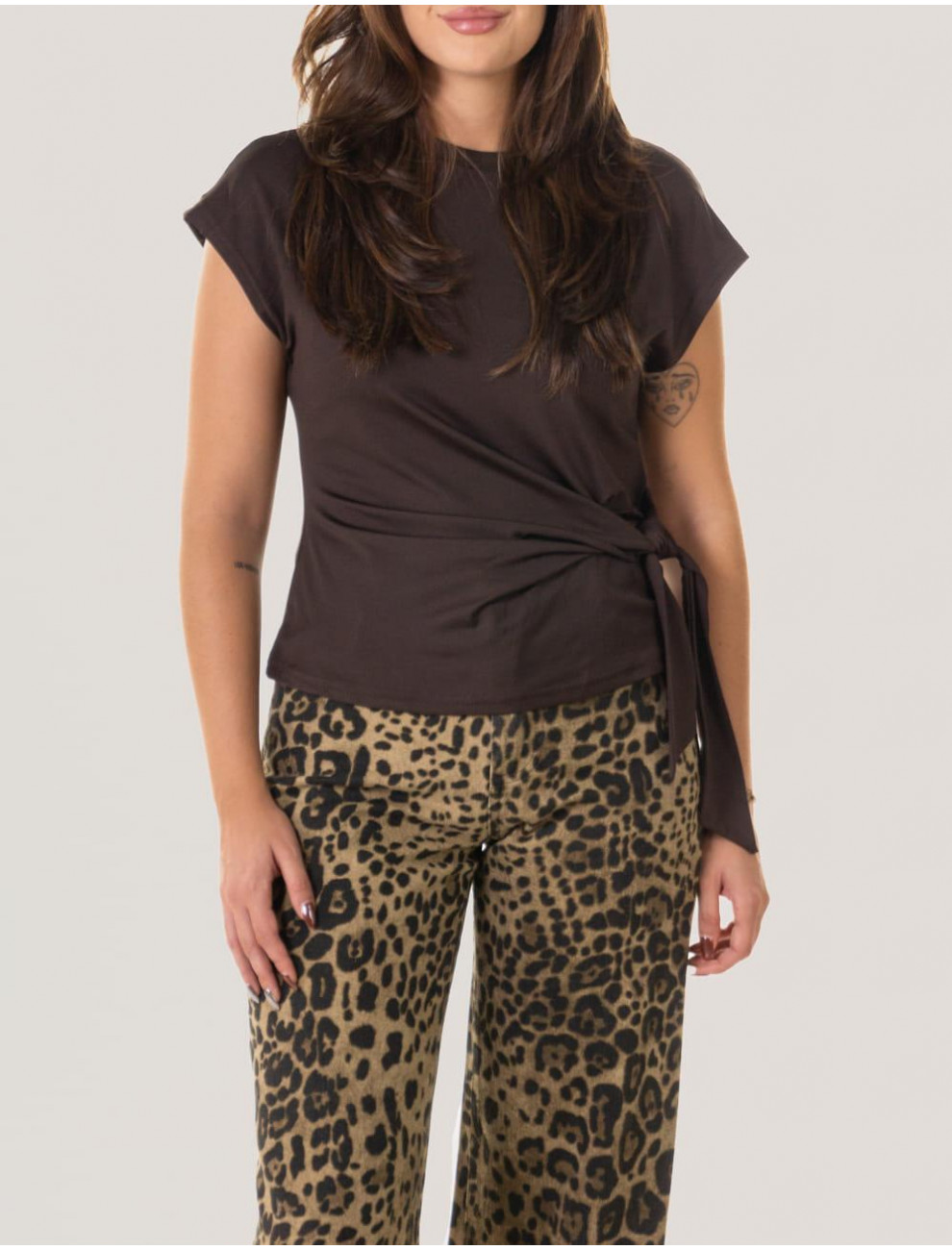 CAMISETA OBVIO DALIA MARRoN