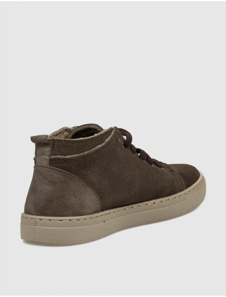 ZAPATILLA NATURAL WORLD ADEL MARRoN