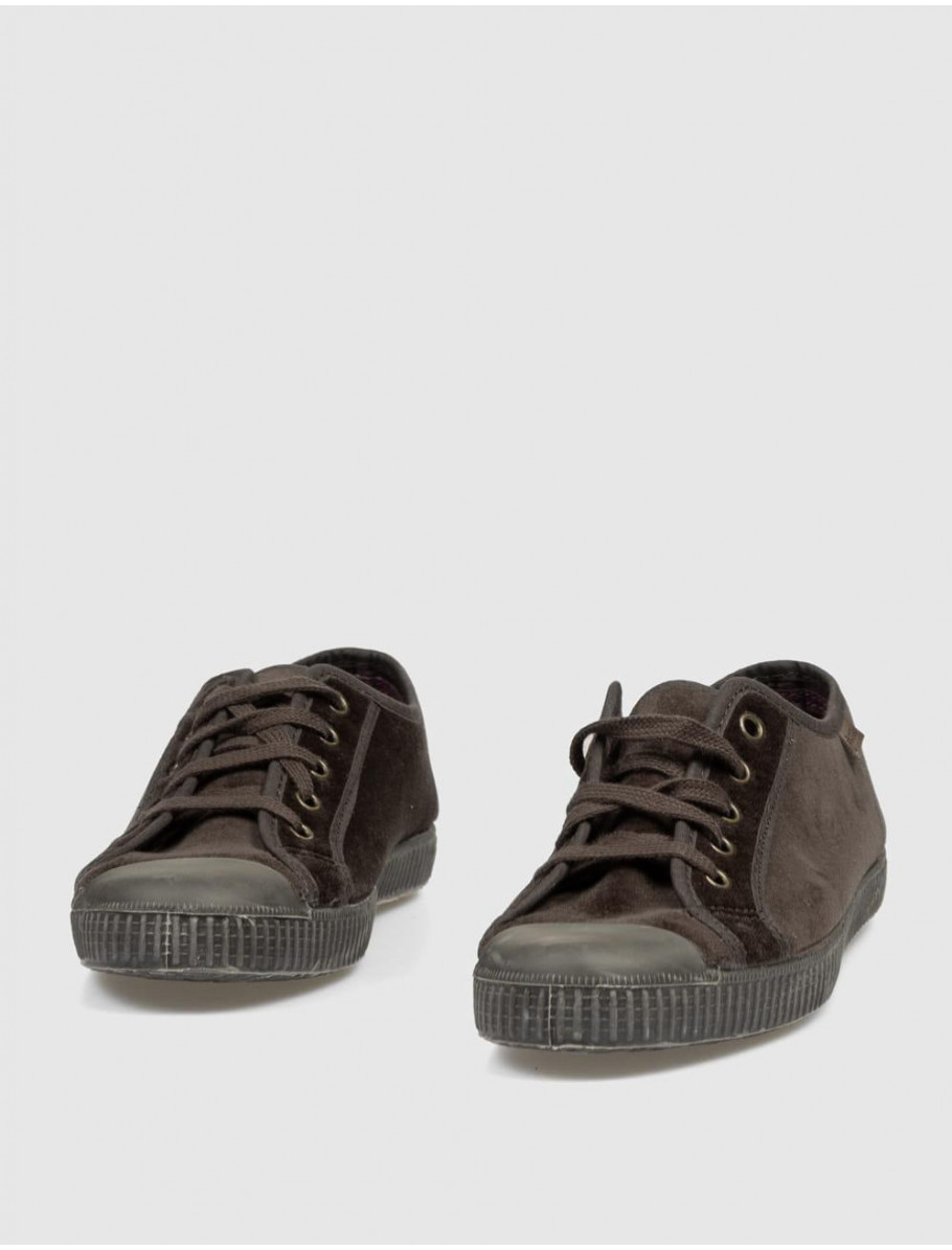 ZAPATILLA NATURAL WORLD 533 MARRoN