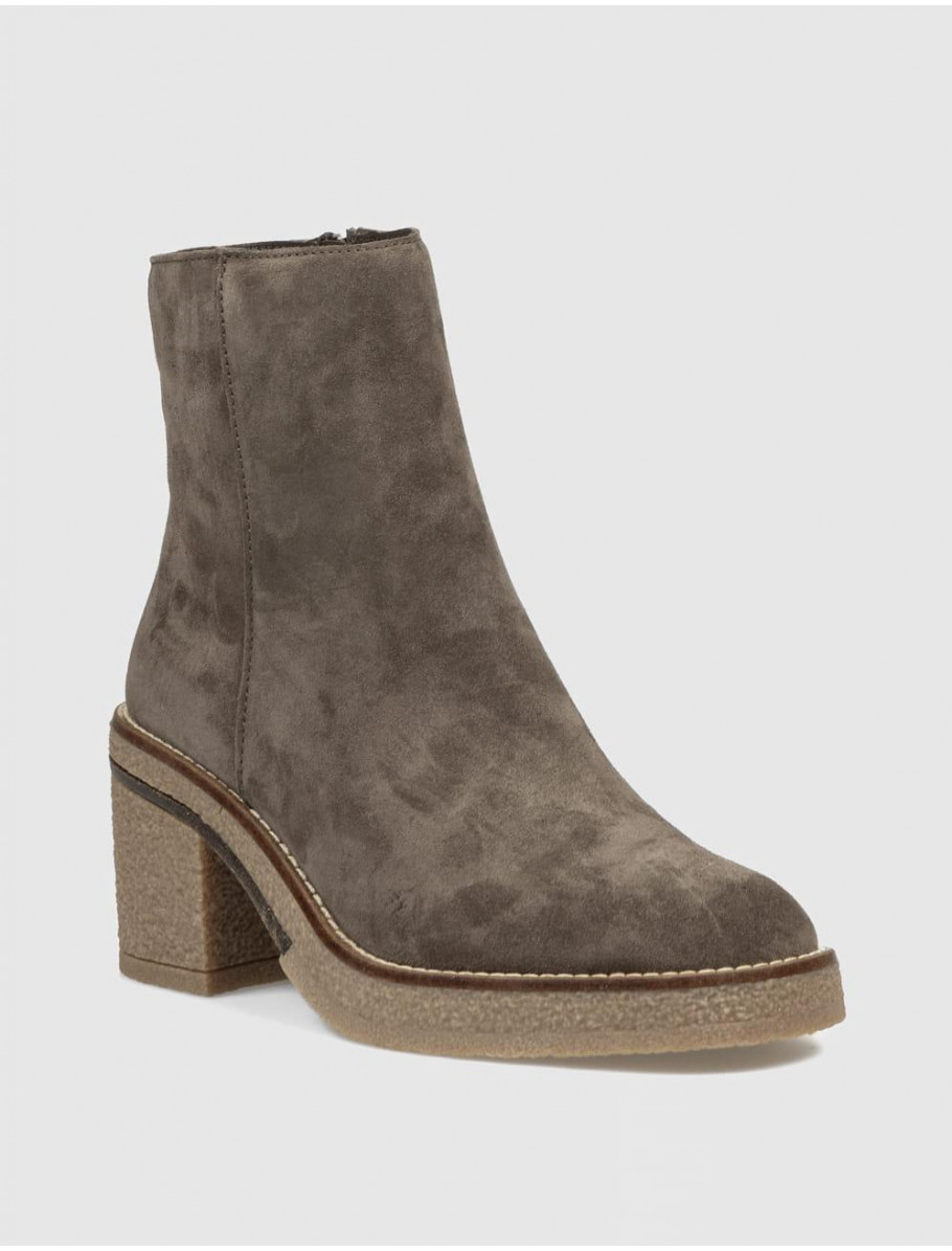 BOTiN ANOTHER TREND 5672 MARRoN