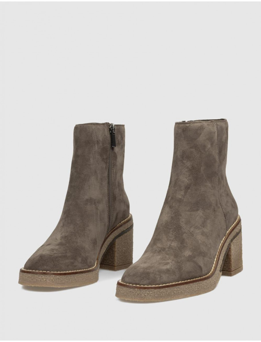 BOTiN ANOTHER TREND 5672 MARRoN