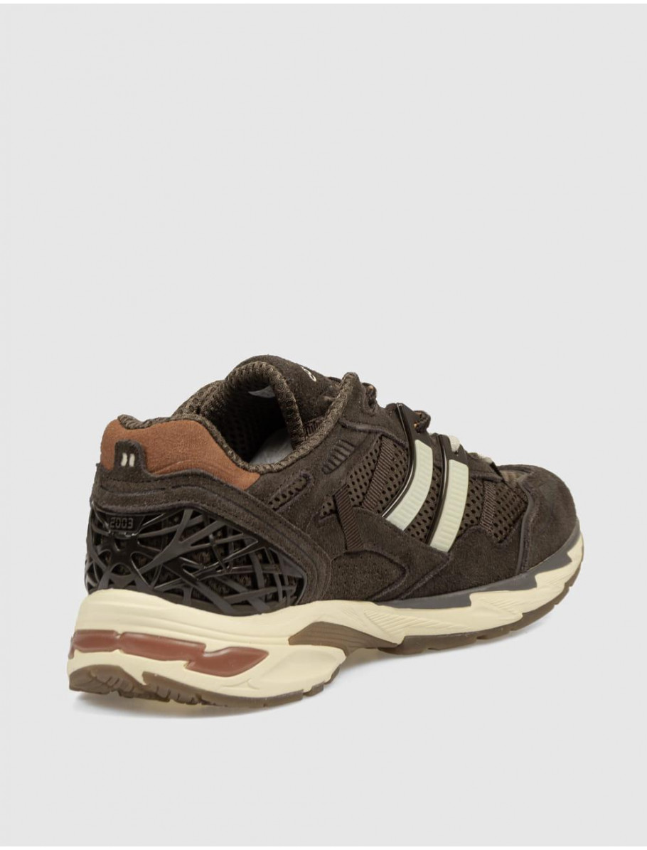 ZAPATILLA COOLWAY 2003 MARRoN