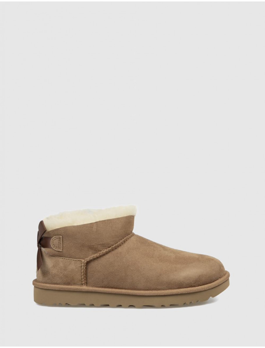 BOTiN UGG ULTRA MINI BAILEY BOW CUERO