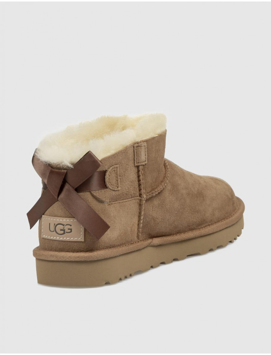 BOTiN UGG ULTRA MINI BAILEY BOW CUERO