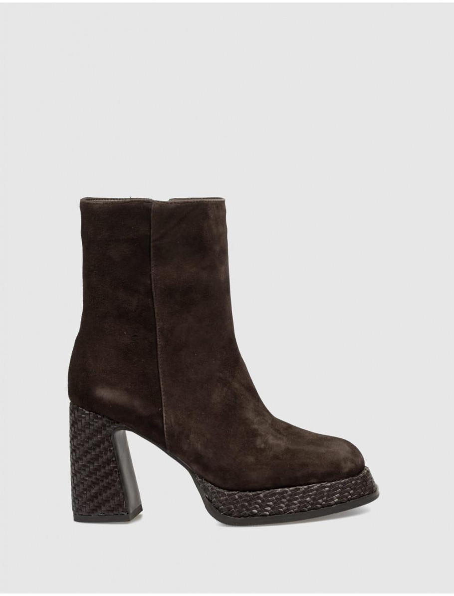 BOTiN NOA HARMON DIVINE MARRoN