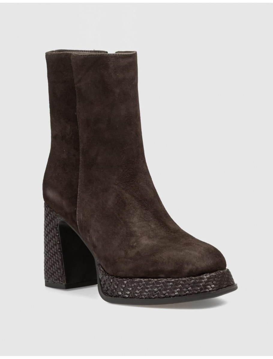 BOTiN NOA HARMON DIVINE MARRoN