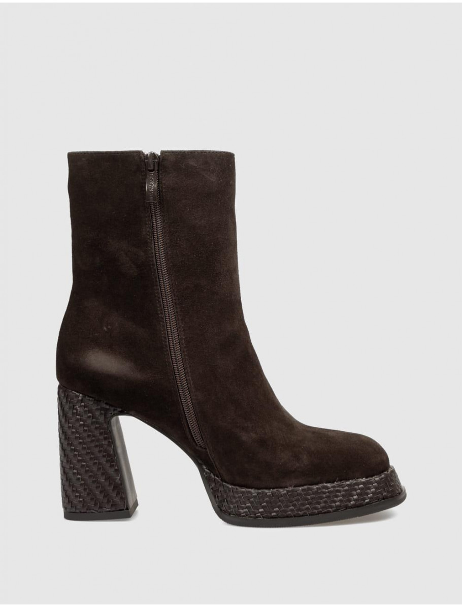 BOTiN NOA HARMON DIVINE MARRoN