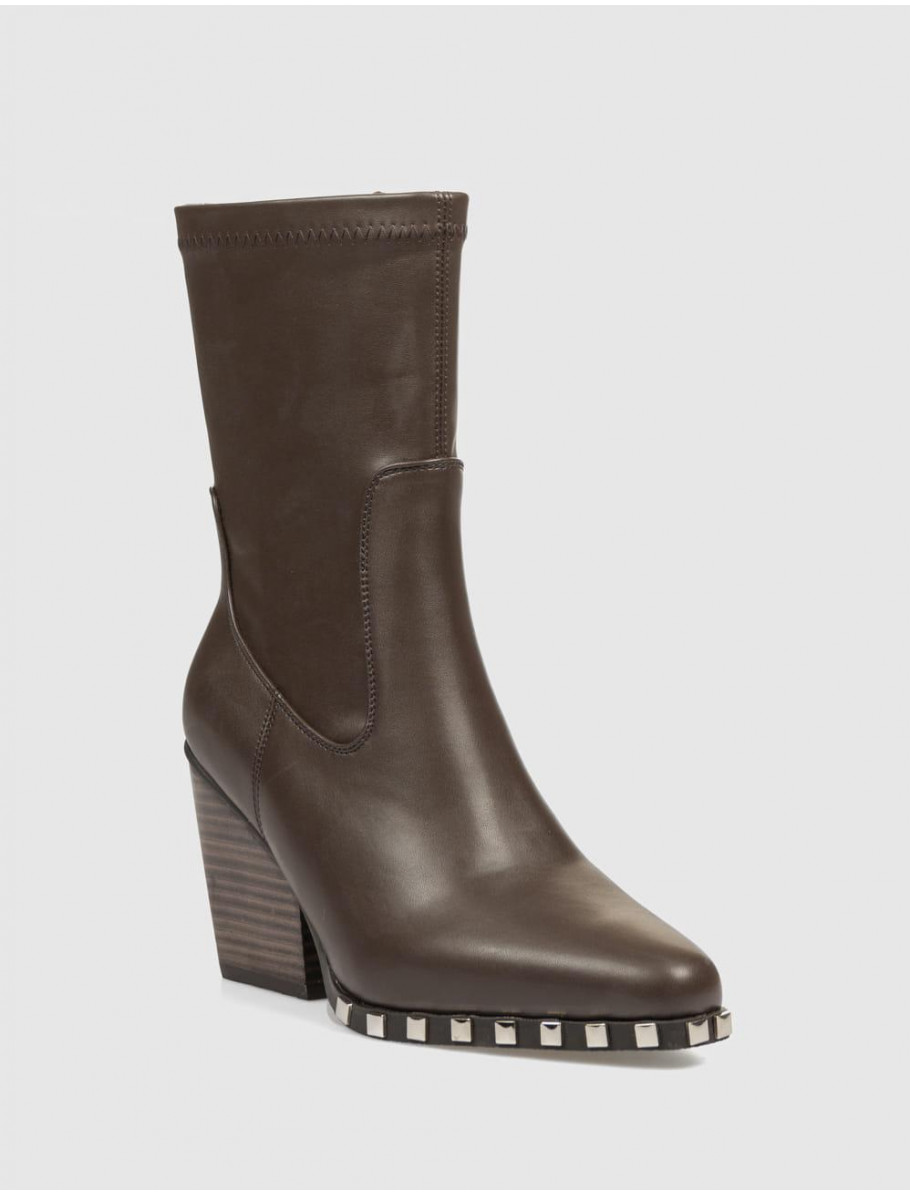 BOTiN NOA HARMON IVETTE MARRoN