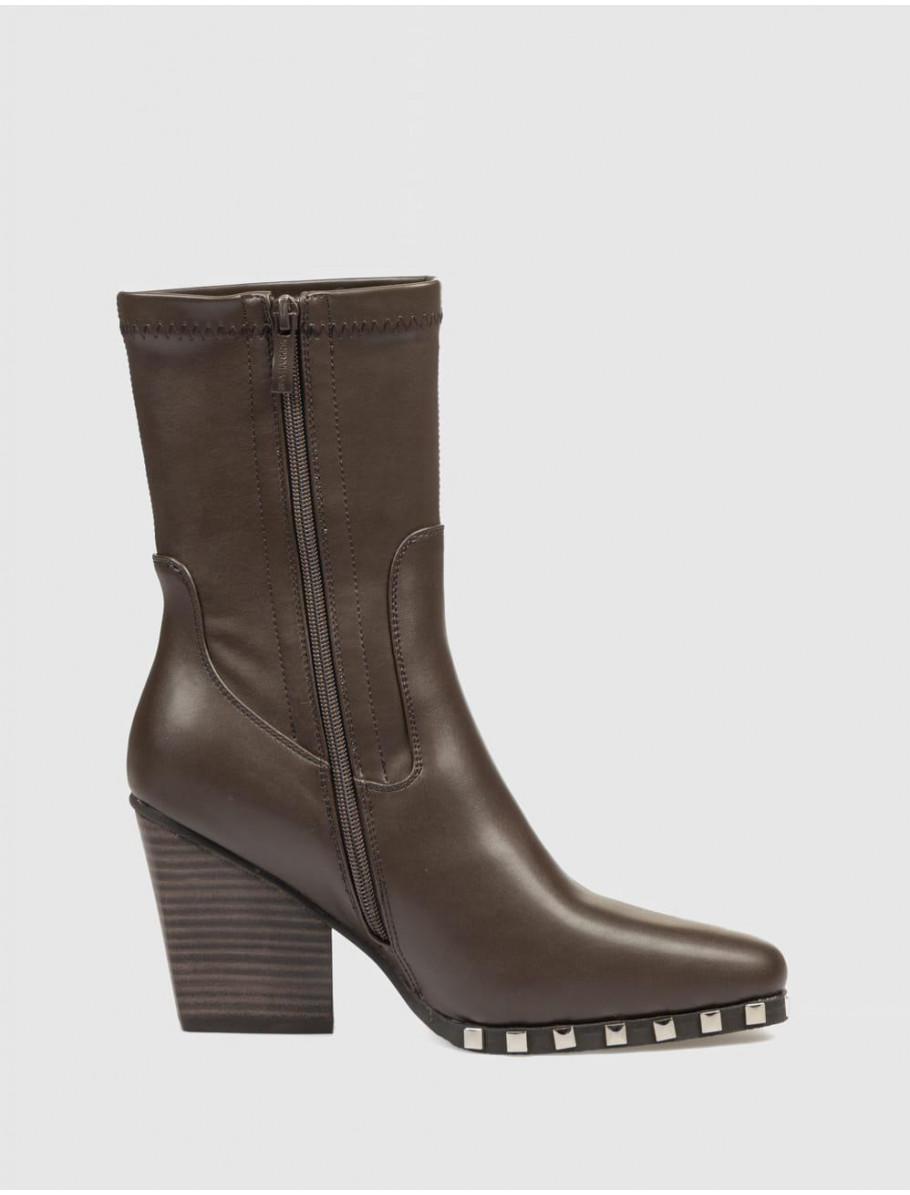 BOTiN NOA HARMON IVETTE MARRoN
