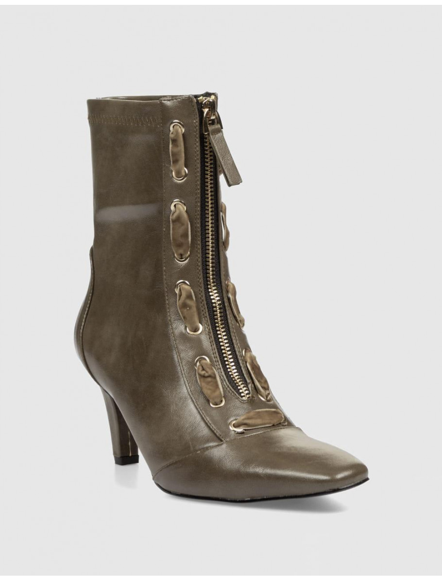 BOTiN NOA HARMON SAMANTHA MARRoN