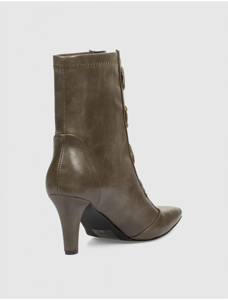 BOTiN NOA HARMON SAMANTHA MARRoN