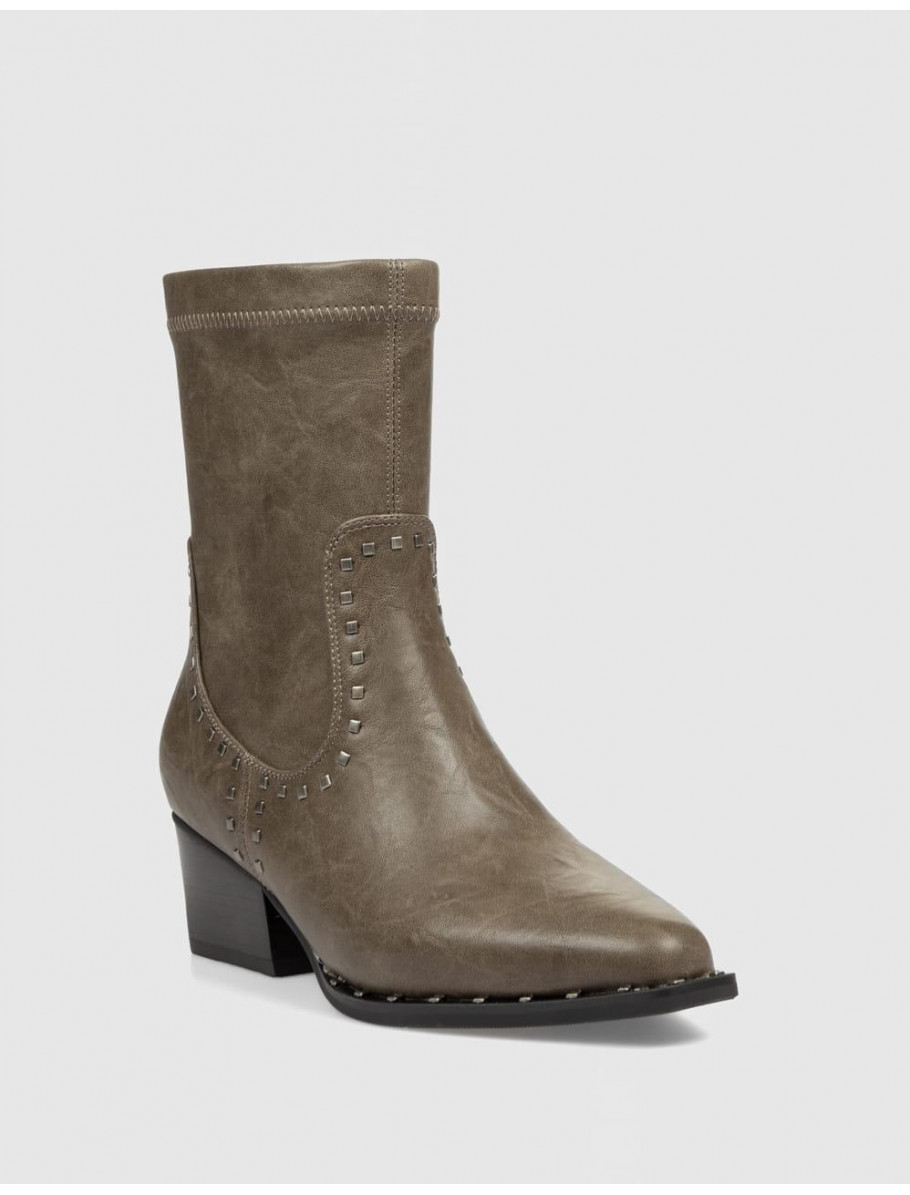 BOTiN NOA HARMON IVETTE MARRoN